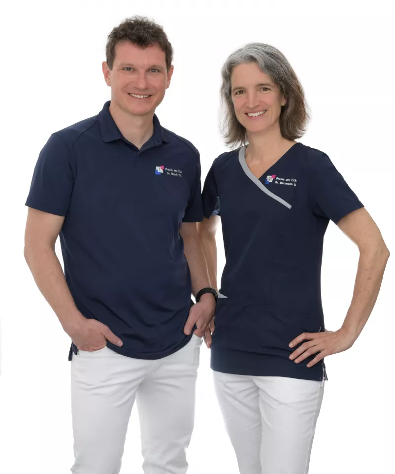 Das Ärzteteam in der Praxis am Eck in Ottersheim, Herr Dr. med. Christoph Misch und Frau Dr. med. Baumann